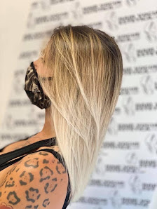 Immagine HAIR VOGUE ESTETICA 5