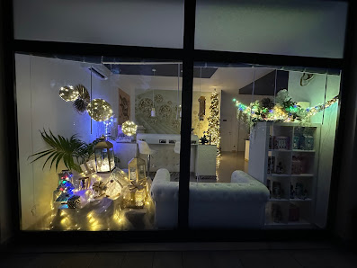 Immagine SLab Nails & Beauty SRLS 2