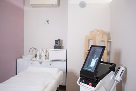 Immagine Estetica Mani Dal Cuore Benessere 1