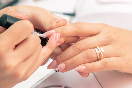 Immagine Il Paese delle Meraviglie | Salone di bellezza 1