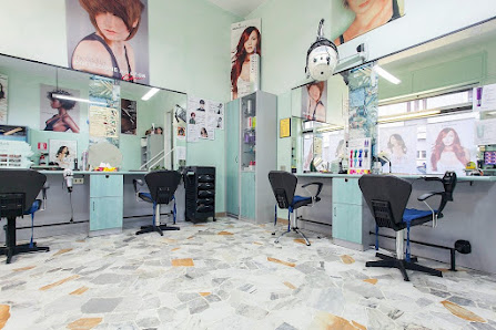 Immagine Mariclod - Parrucchiere e Salone di Bellezza 1