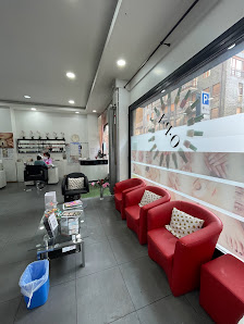 Immagine manicure como nail SPA como 4