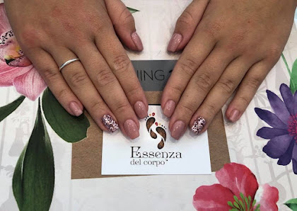 Immagine L'Essenza del Corpo di Casini Michela e Patrizia Abbate 2