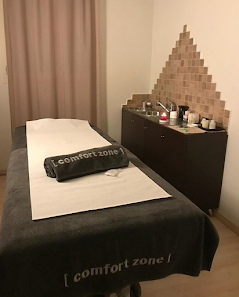 Immagine Quintessenza Di Carbone Liliana 2