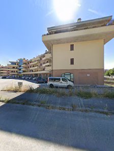 Immagine À La Garçonne Hair, Nail & Beauty 3