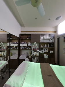 Immagine Rocca Mania Lecco - Parrucchiere - Centro Estetico- Trattamenti Ayurvedici 5