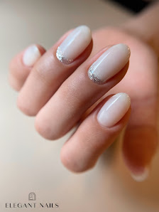Immagine Elegant Nails Centro Estetico - Profumeria Artistica e di Nicchia 4