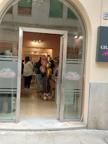 Immagine Giulia Camilleri academy e nail shop 1