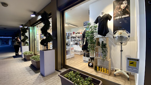 Immagine CAPELLI & NAILS 1