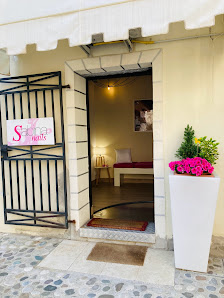 Immagine Centro Ricostruzione Unghie Sabina Nails di Janna Sabina 2