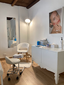 Immagine Centro Ricostruzione Unghie Sabina Nails di Janna Sabina 3