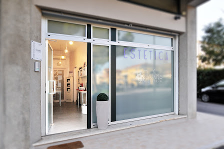 Immagine White Estetica 2