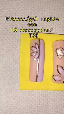 Immagine MERCí- Estetica avanzata, Solarium & Nail Art 𝙙𝙞 𝙈𝙤𝙣𝙞𝙘𝙖 𝘽𝙚𝙧𝙣𝙖 3