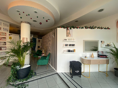 Immagine RR beauty and make-up 2