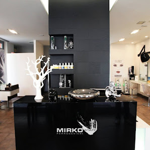 Immagine Mirko Staff Parrucchieri 1