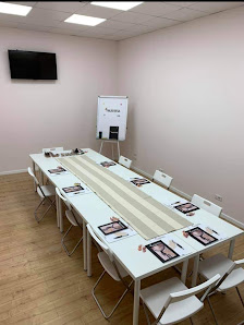 Immagine Beauty time-Master Nail Academy 4