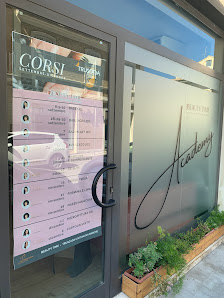 Immagine Beauty time-Master Nail Academy 5