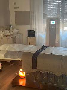 Immagine E' piu' dell'estetica 2