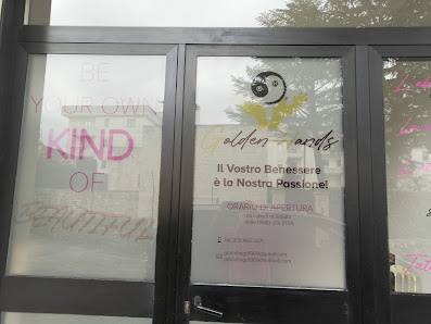 Immagine Golden Hands 1