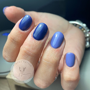 Immagine Simona Natale Make up nails aesthetic 3