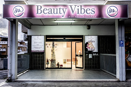 Immagine Beauty Vibes by Ilinca nail designer 2