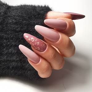 Immagine Beauty Vibes by Ilinca nail designer 4