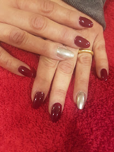 Immagine Centro Estetico Sapphire - Benessere e Ricostruzione Unghie di De Pasca Ornella 1