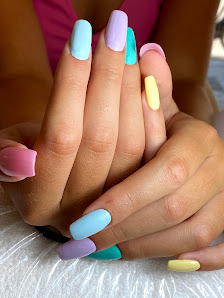 Immagine Graffi e carezze Tonfano 1