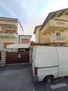 Immagine Graffi e carezze Tonfano 3