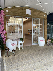 Immagine Rosso Jungla - Nails Riccione 4