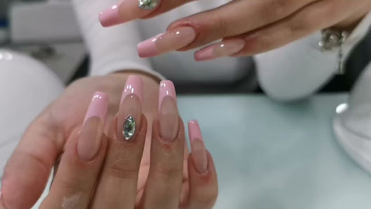 Immagine Louis Nails Estetica 3