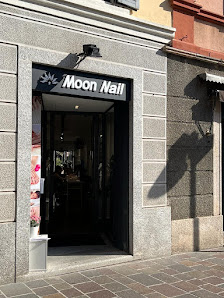 Immagine moon nail 2