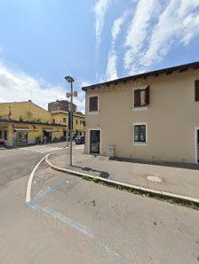 Immagine smalto estetica e benessere 3