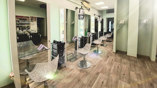 Immagine Armonia Beauty Studio Parrucchiera,Estetica & Nails 1