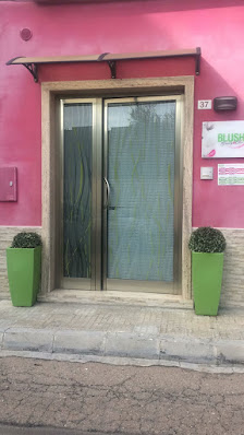 Immagine BLUSH Beauty & Care 1