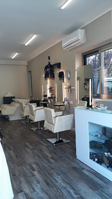 Immagine AR PARRUCCHIERI ESTETICA E SOLARIUM 2