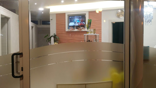 Immagine SUNRISEbeauty -Paradise Aprilia 5