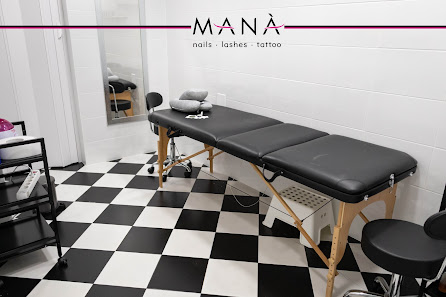 Immagine Manà | ricostruzione unghie | Extension ciglia 2