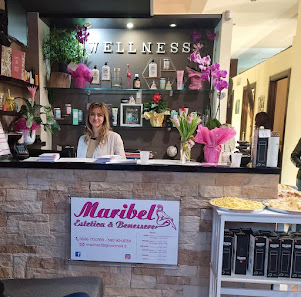 Immagine Maribel Centro Estetico -Epilazione -Dermopigmentazione -Ricostruzione Unghie -Trattamenti Viso e Corpo -Massaggi Livorno 1