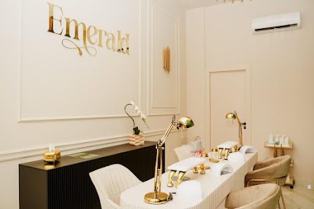 Immagine Emerald Nails & Beauty 1