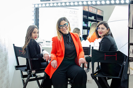 Immagine HINA Beauty&MakeUp Center 1