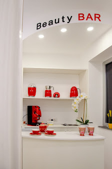 Immagine HINA Beauty&MakeUp Center 3