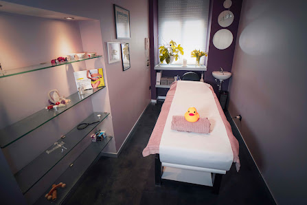 Immagine L’Estetica Joyà di Giusi e Sara - Miglior Estetica Spa Centro estetico massaggi laser Catania Aci Castello 3