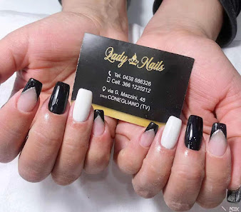 Immagine Lady Nails 1