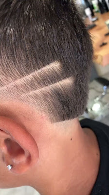 Immagine Visionari Barber & Estetica Uomo-Donna 2