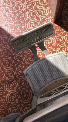 Immagine Visionari Barber & Estetica Uomo-Donna 3