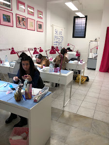 Immagine Mania For Nails Academy Carrara 1