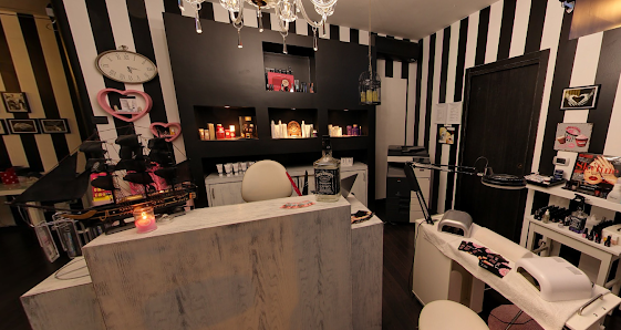 Immagine Divi e Divine di Frison Laura 1