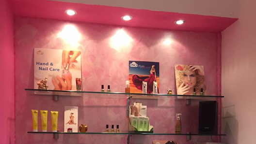 Immagine ESTETIK BEAUTY WELNESS INSTITUT DI BARBU ANCA 1