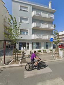 Immagine Estetica Mani di fata 2